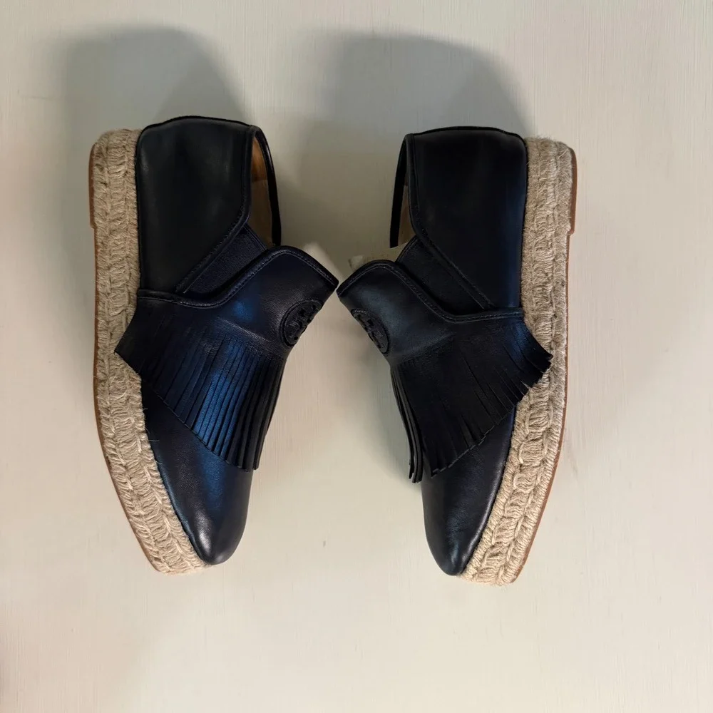 Tory Burch Black Leather Fringe Espadrille Loafers Size 8 Embroidered Logo Flats